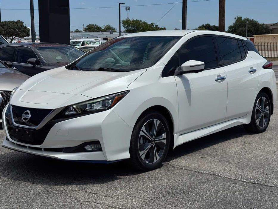 Nissan LEAF SL Plus      2022