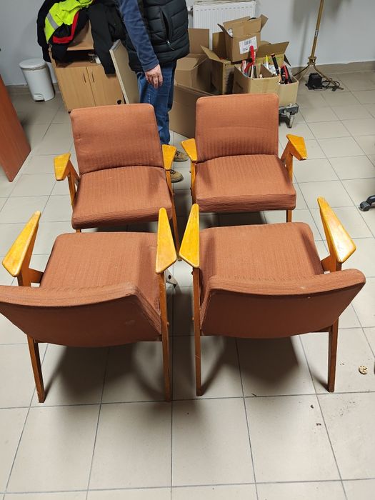 Fotele, krzesła, stolik vintage PRL