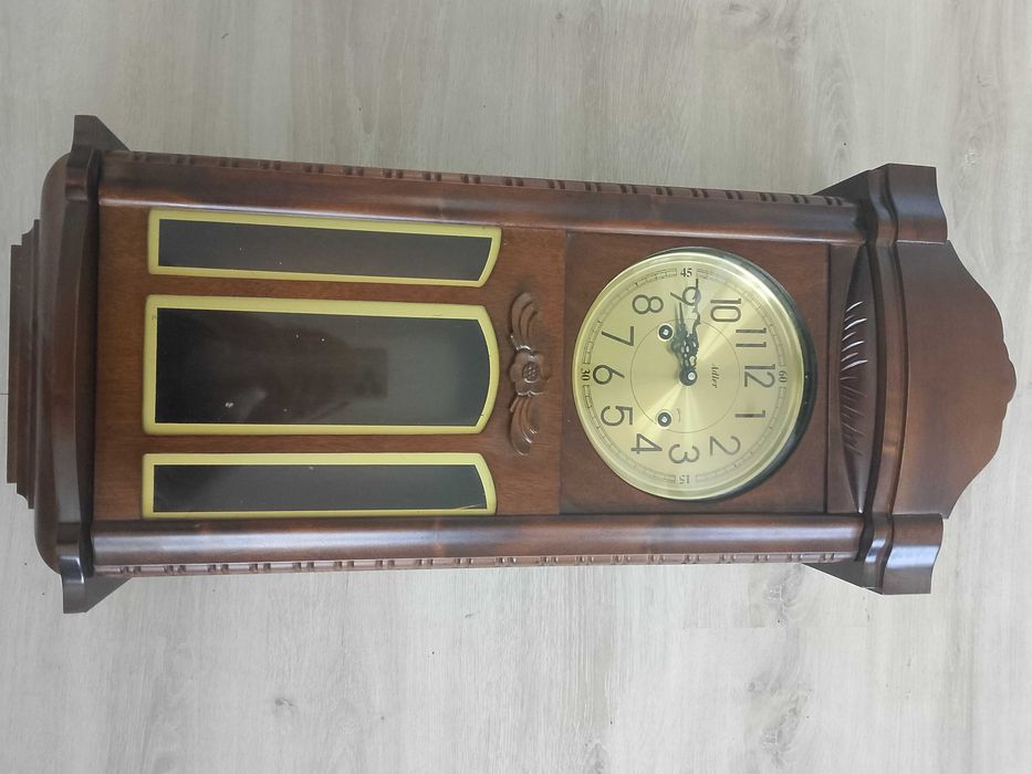 Zegar nakręcany mechaniczny Adler 11002 orzech. Nowy