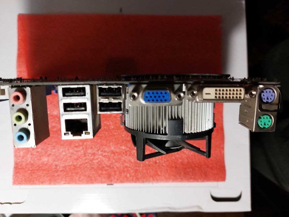 Комплект материнка ASUS P5G41T-M + Intel Xeon L5420 + 8 Gb DDR3