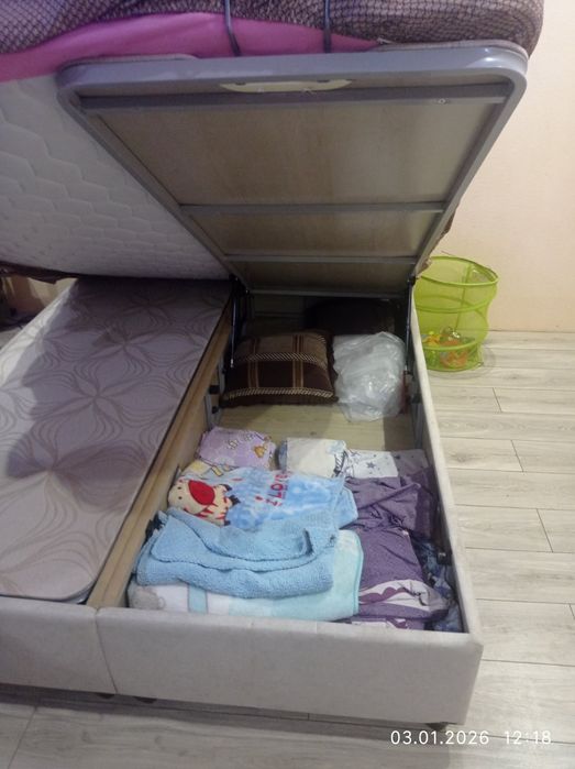 Продам кровать в отличном состояние