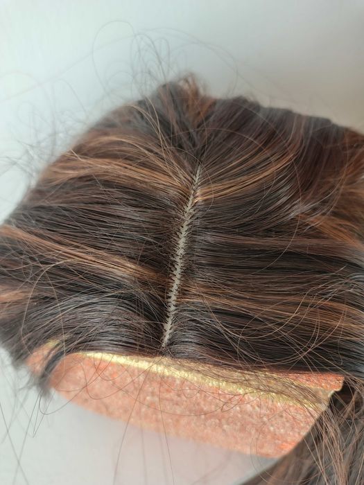 Peruka - długie brązowe włosy