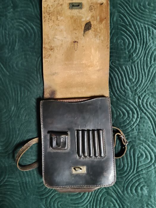 Sprzedam Torba raportówka oficera PRL skórzana