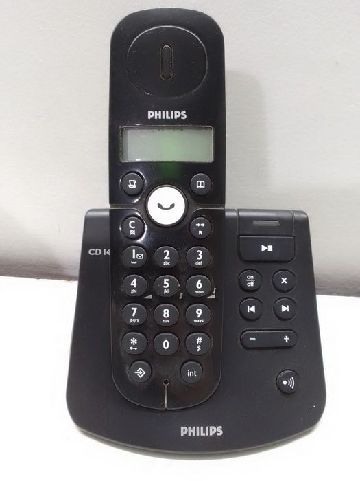 Телефон Philips cd145