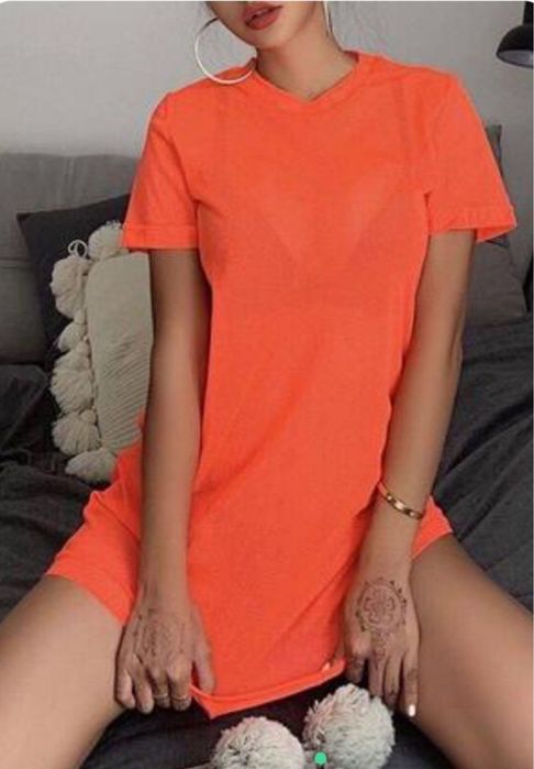 Женская яркая пляжная туника