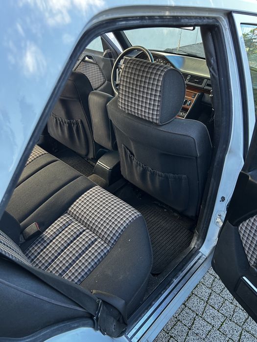 Mercedes 124 250D