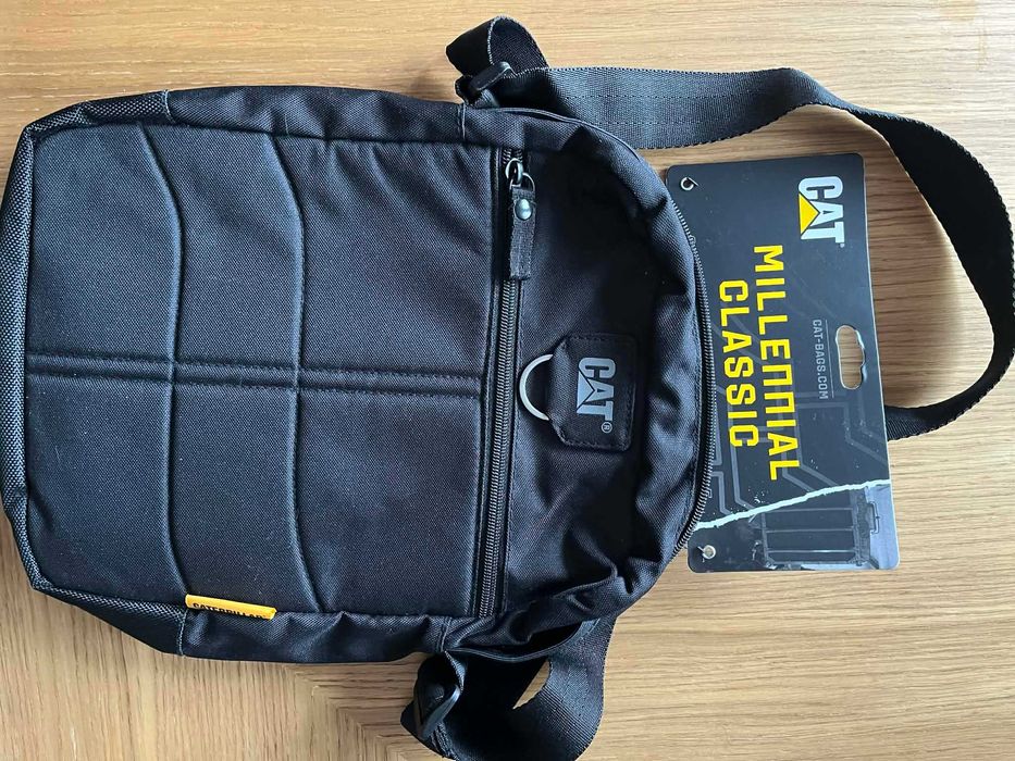 Caterpillar Millennial Classic Ryan Torba Saszetka na ramię Czarna 7l