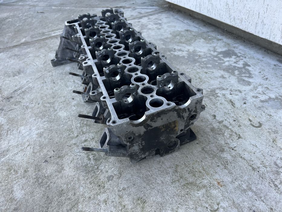 Головка bmw. omega b m57 2. 5d 3.0 22468759