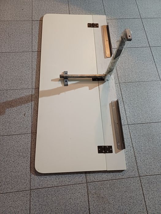 Mesa   Rebativel de parede