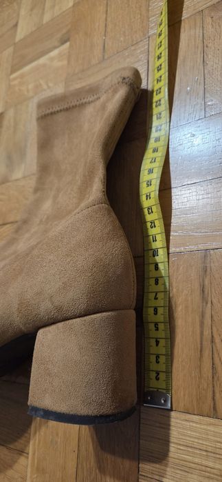 Skarpetkowe botki Ryłko 39