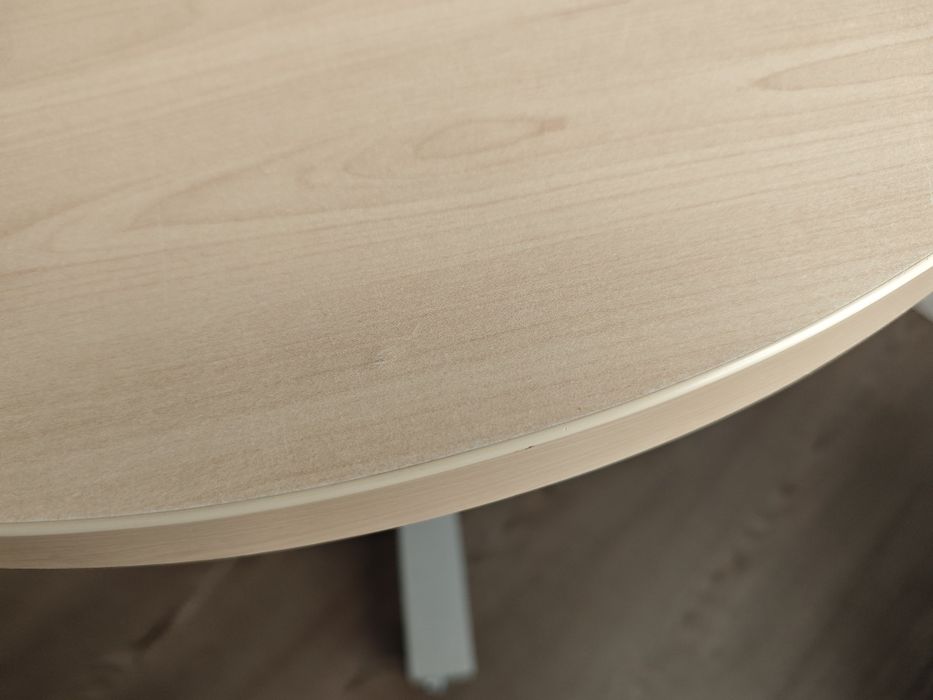 Stół okrągły średnica 80 cm wys. 72 z kółkami