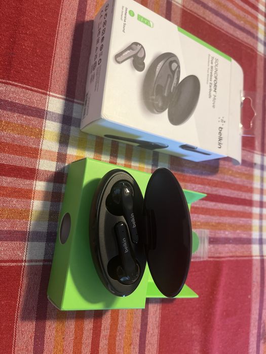 Belkin SoundForm Move True Wireless Earbuds