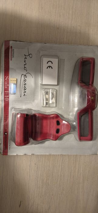 Diversas peças de modelismo ferrari