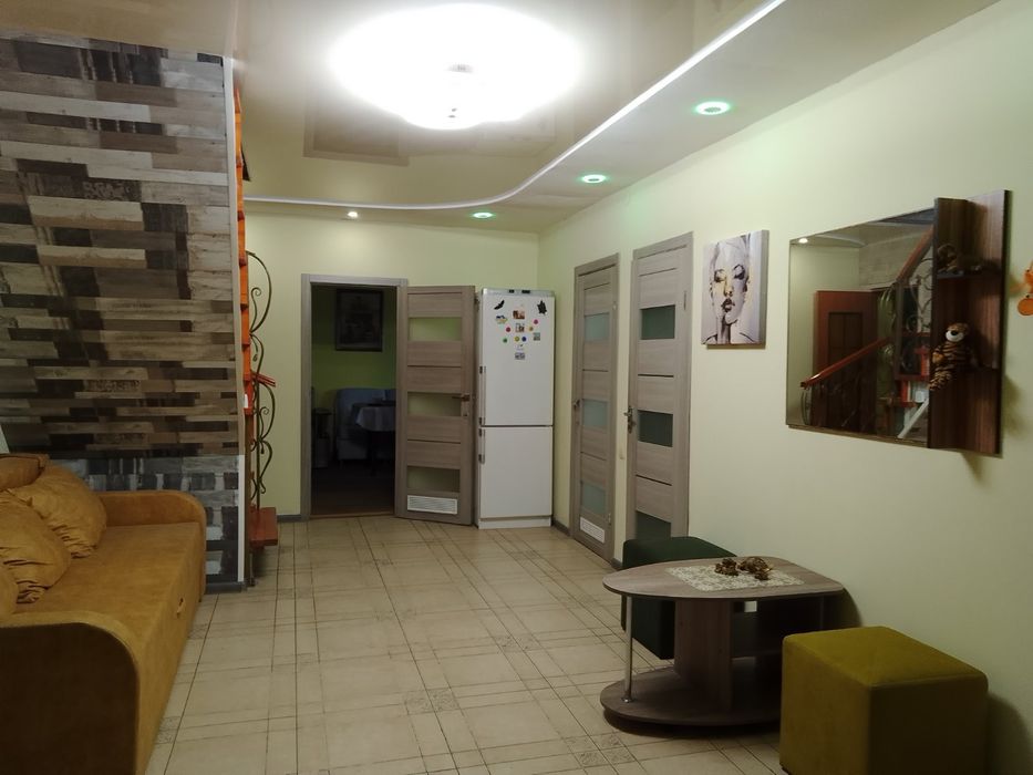 Продаж дома в г.Камянськое от собственника .Р-н жд вокз пос.Строителей