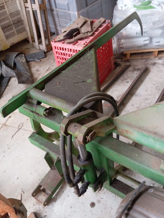 Forquilha para empilhador ou trator agrícola