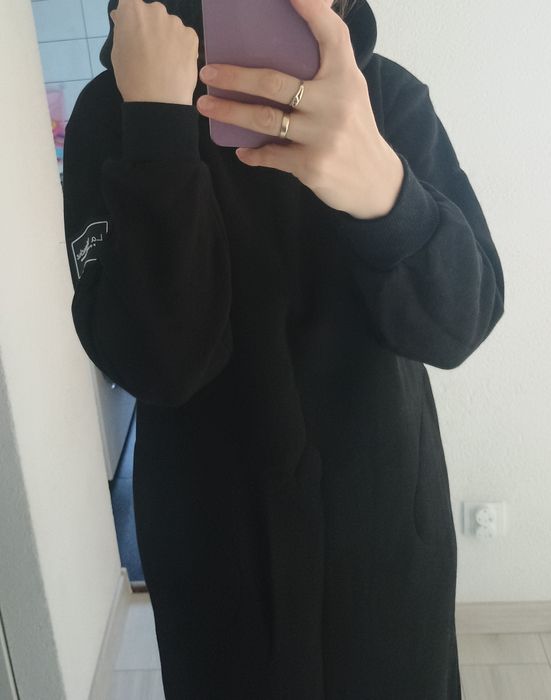 Sukienka tunika czarna ocieplana z kapturem La Blanche 36