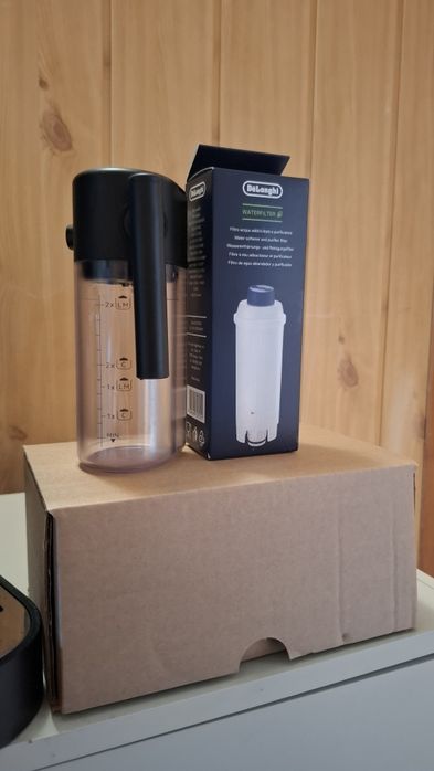 Ekspres ciśnieniowy DeLonghi Magnifica Evo ECAM290.61.B - Czarny