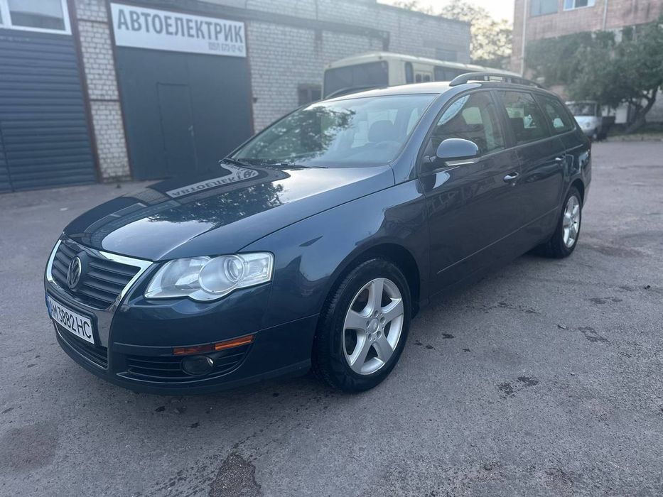 passat b6 бензиновий