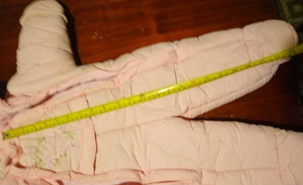 Комбинезон теплый детский на девочку.