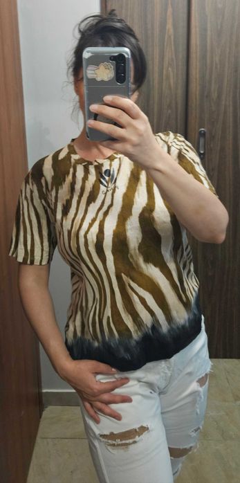 T-shirt PINKO w tygrysie pasy / zebrę – Animal Print z logo