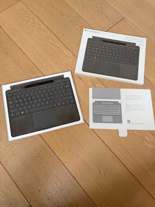 Surface Pro 9 wraz z klawiaturą oraz rysikiem platynowy laptop 2w1