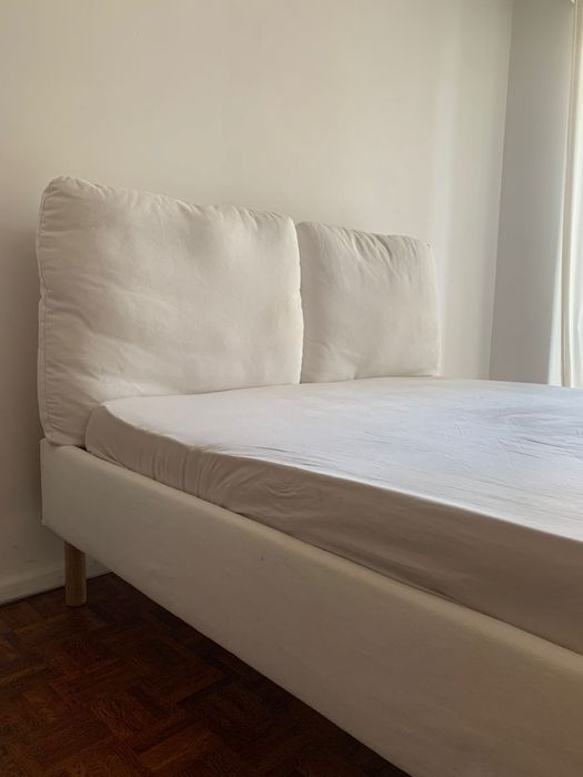 Cama casal Sagesund IKEA
