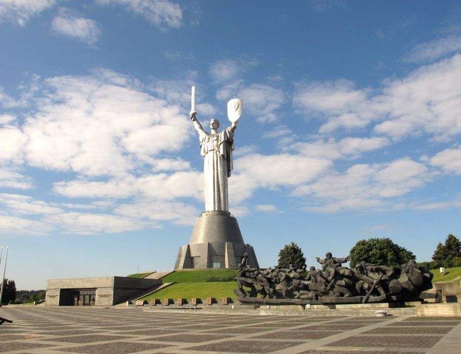 Екскурсовод по Києву англійською та польською мовою. Гід по Києву.