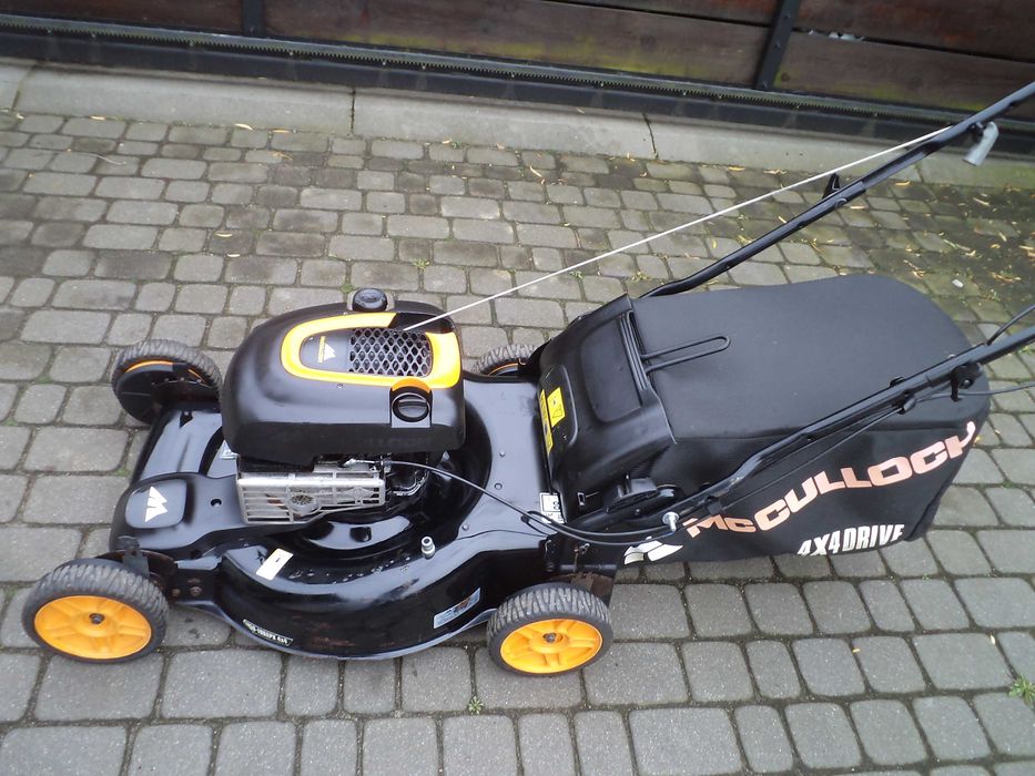 Kosiarka McULLOCH Husqvarna napęd 4x4 DRIVE Briggs&Stratton Mieląca