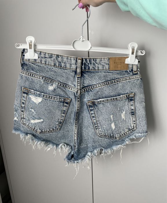 Krótkie spodenki szorty jeansowe 36 S Bershka
