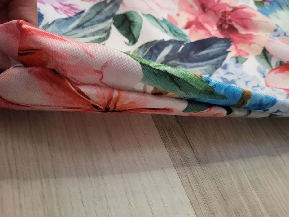 Shopperka. Ptaki w kwiatach