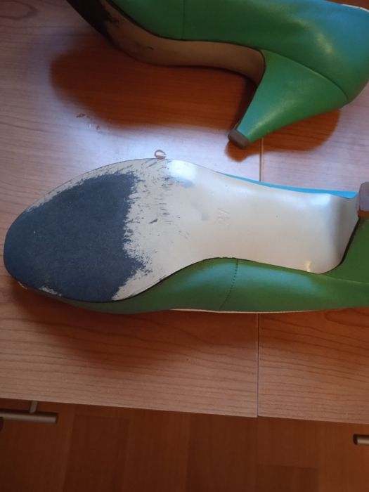 Туфли женские на каблучке.Кожа натуральная со всех сторон