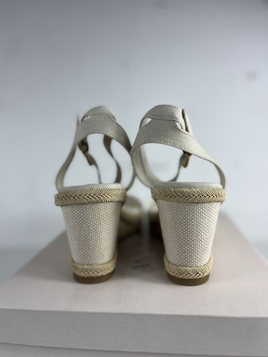 Buty na koturnie Anna Field rozmiar 38