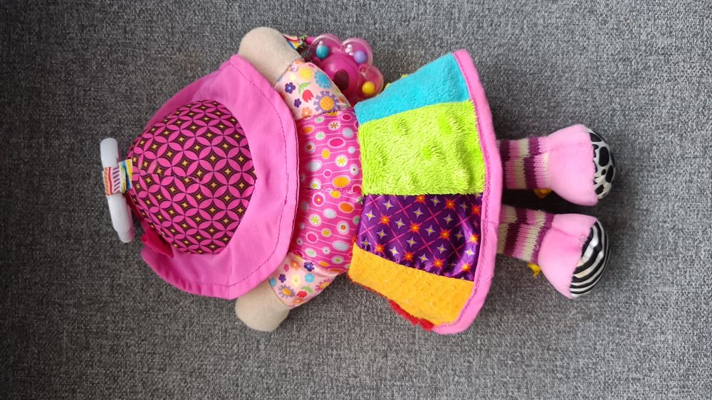 Lamaze moja pierwsza lalka Emilka zawieszka