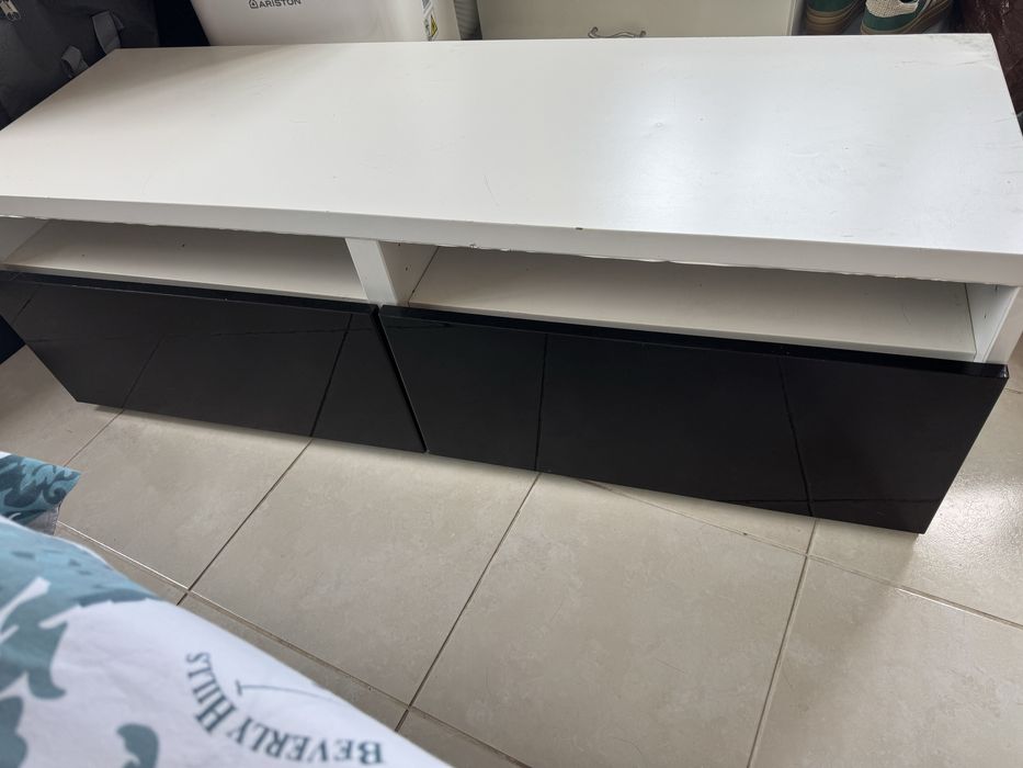 Movel tv ikea  com gavetas