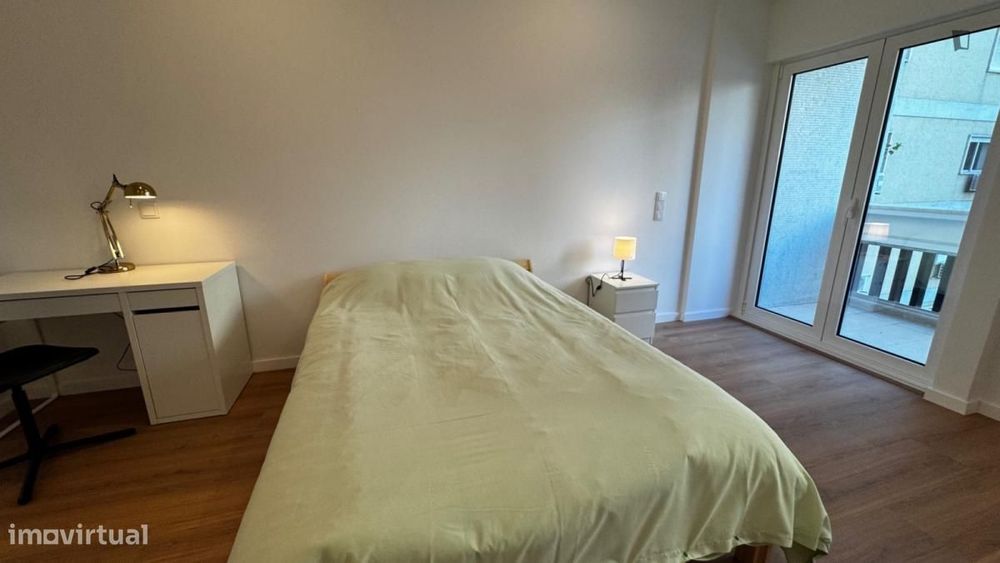 Quarto - localizado em Alvalade Lisbon