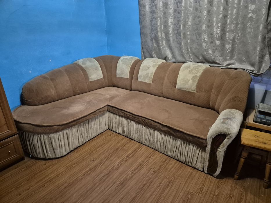 Уголок кутовий, диван