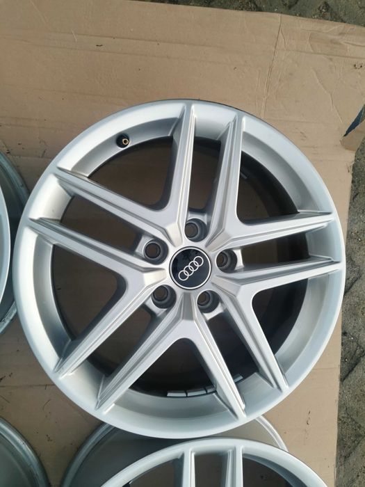 Alufelgi Felgi 17" Audi A4 B8 B9 8W9601025D