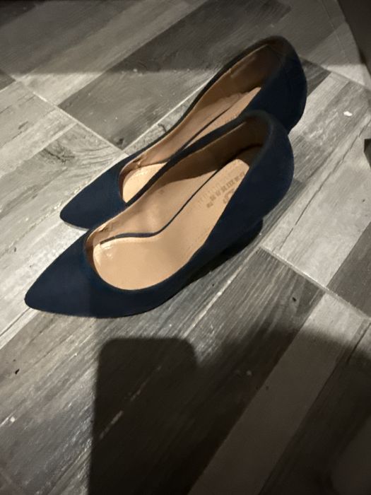 Туфли лодочки под замш 38 р.