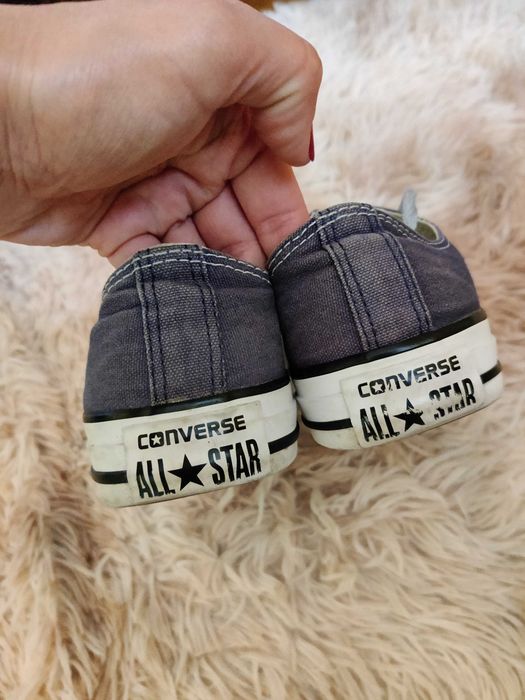 Sprzedam trampki Convers, rozmiar 39