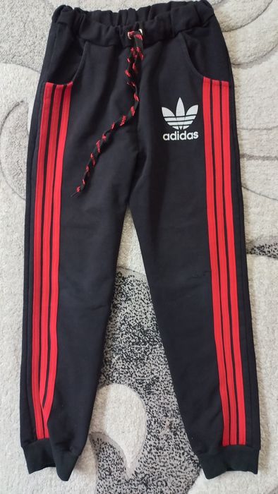 Костюм спортивний р.128