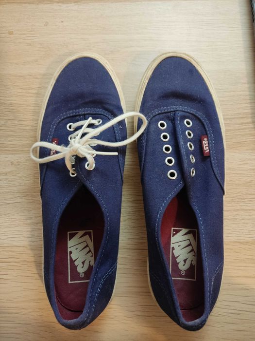 Vans como Novos (Tenis)