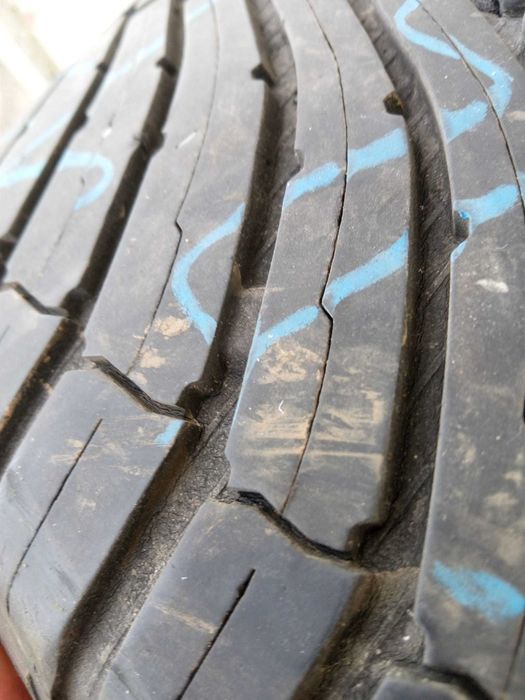 Pneu Bridgestone 225/45/17