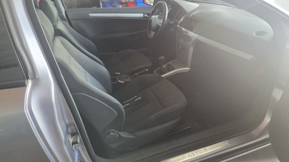 Opel Astra GTC 1.3 CDTI VAN