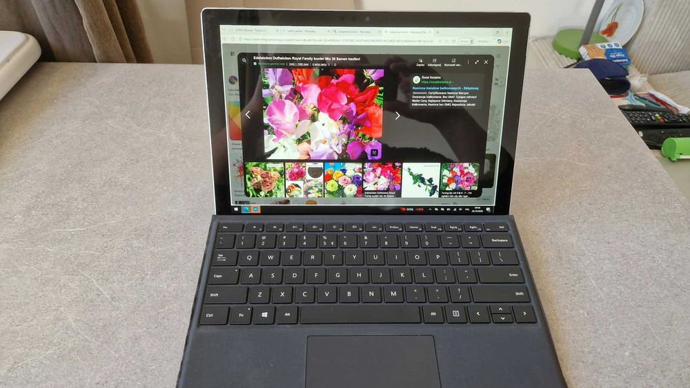 Laptop Microsoft Surface Pro 5 w dobrym stanie