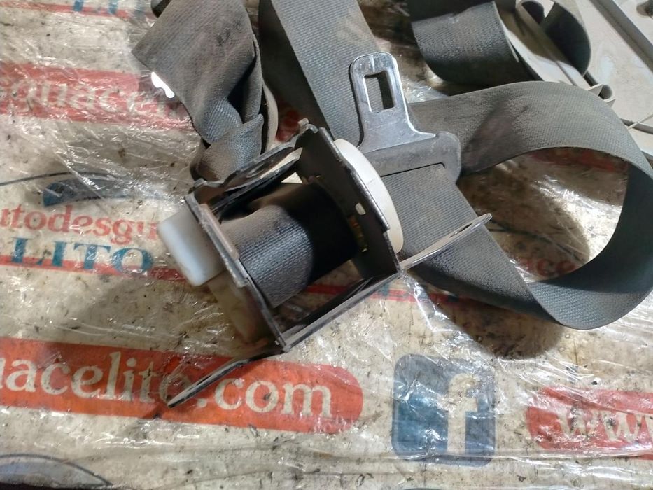 Cinto De Segurança Traseiro Central Nissan Almera N16E