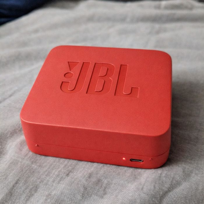 Coluna Bluetooth JBL - som MUITO potente em EXCELENTE estado