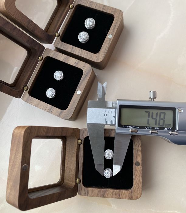 Муасаніт конкурент діамантів 1 карат солітер муассанит сережки пусети