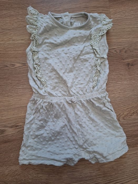 Rampers dziewczęcy r.86 C&A