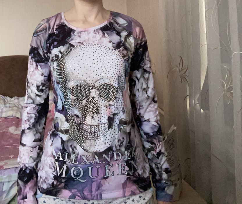 Свитшот кофта в стиле Alexander McQueen