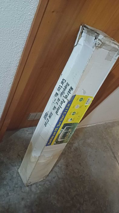 Gazebo tenda ainda na caixa, nunca usado